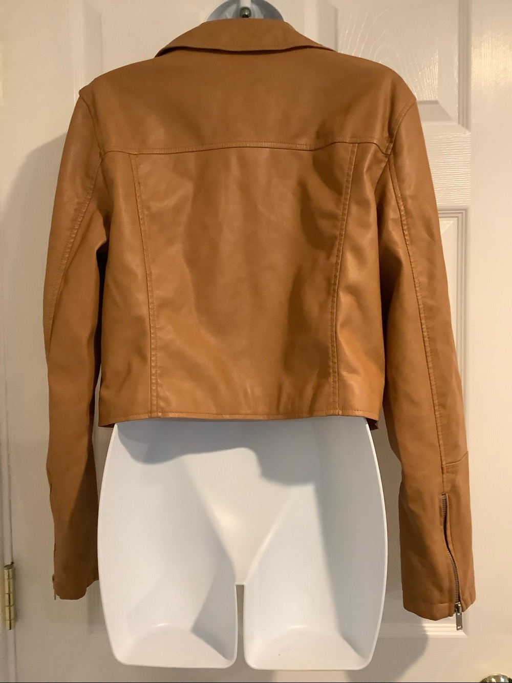 BAGATELLE COLLECTION Caramel Brown Butter Soft Faux Leather Moto Biker Jacket M - Picture 4 of 8